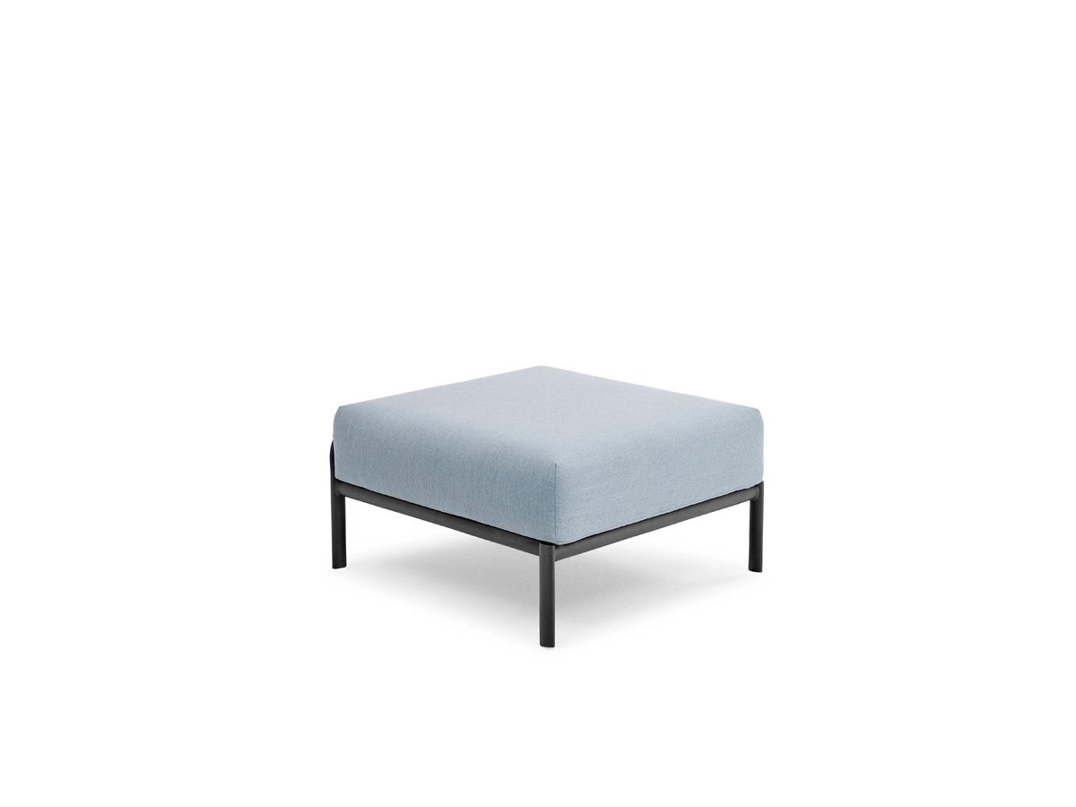 caro-loungehocker-studio-01