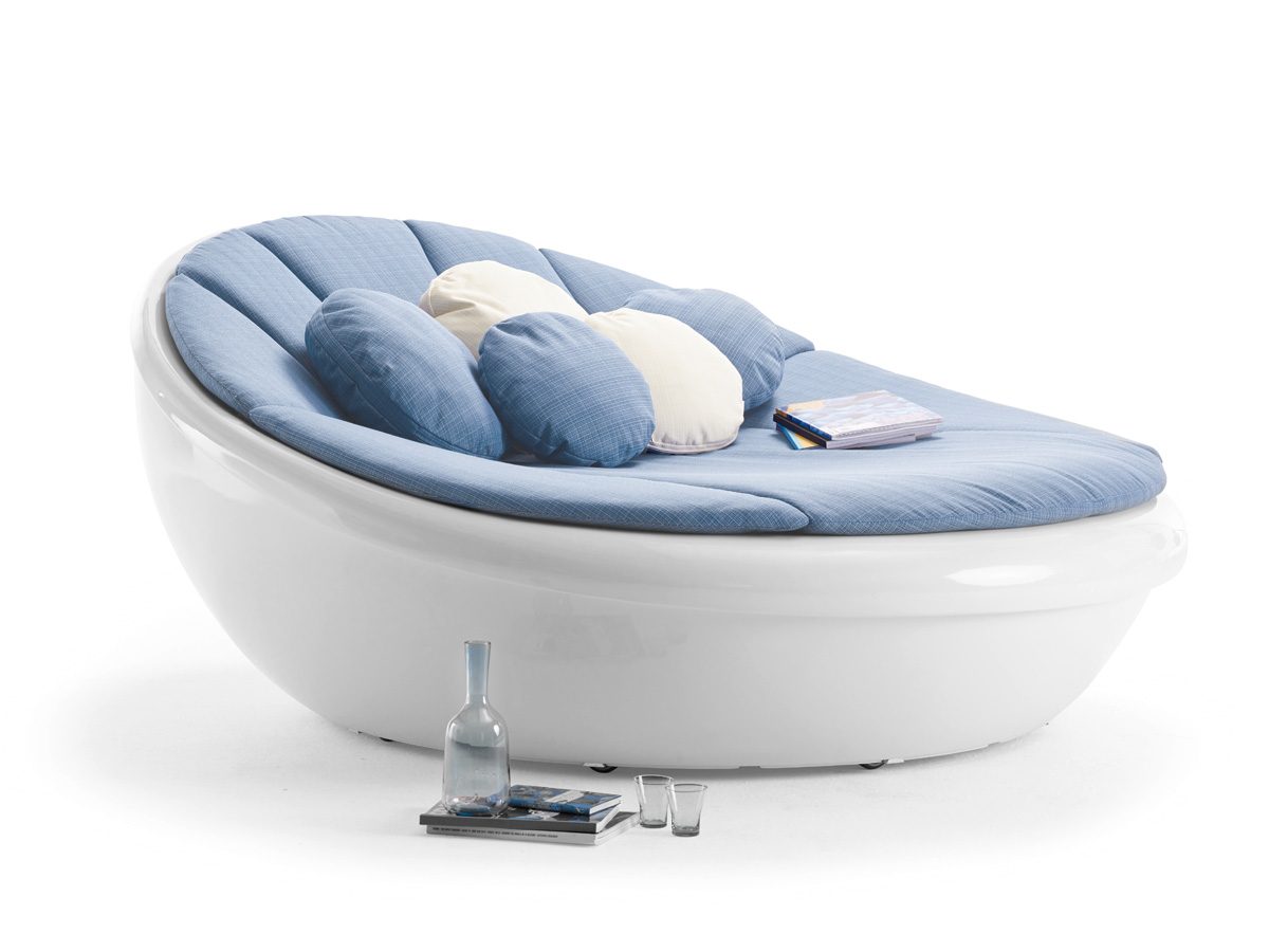 lagoon-daybed-lightblue-01